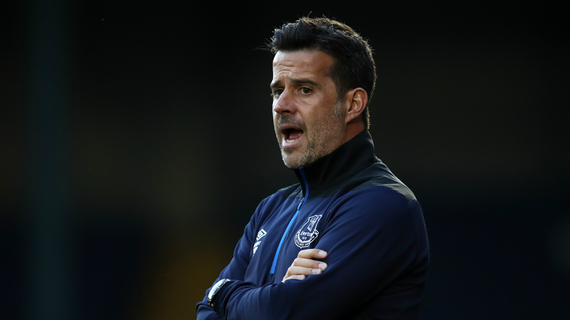 他已迅速成 他已迅速成